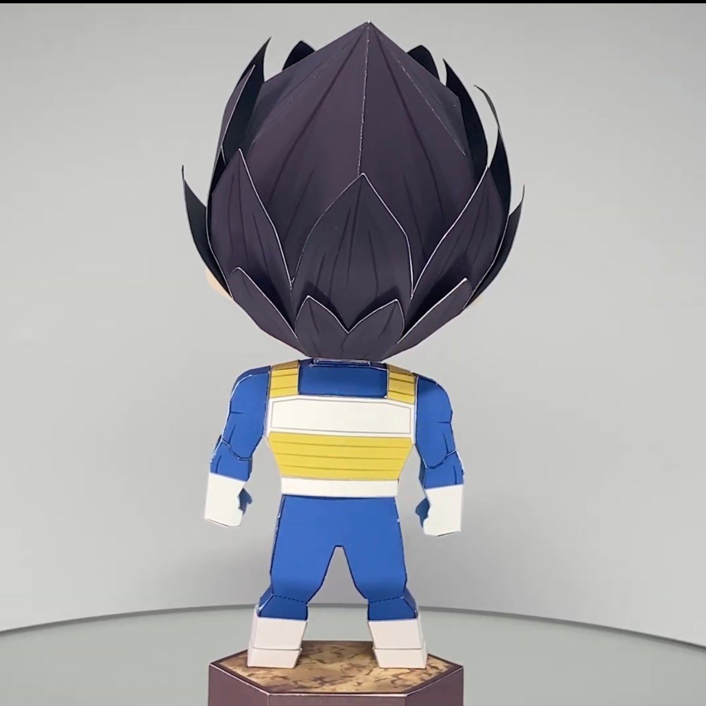 Vegeta – Printable Paper 3D Figure